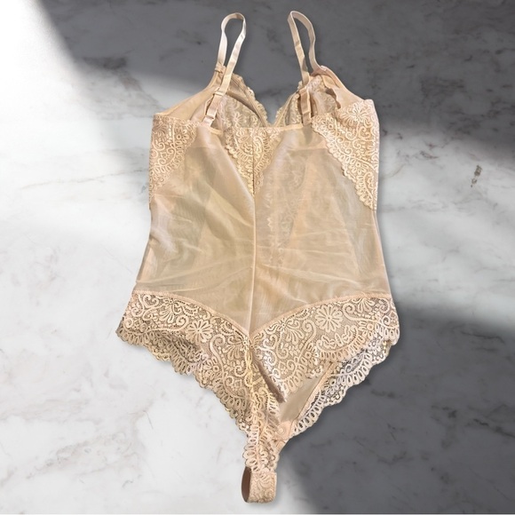 Shapellx LacyDaisy Lace Light Compression Shaping Bodysuit In Light Pink Size L - Picture 5 of 10